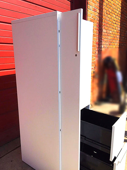LOT OF KNOLL OFFICE FURNITURE WHITE LAMINATE  DESK LOCKER TOWER FILE CABINET