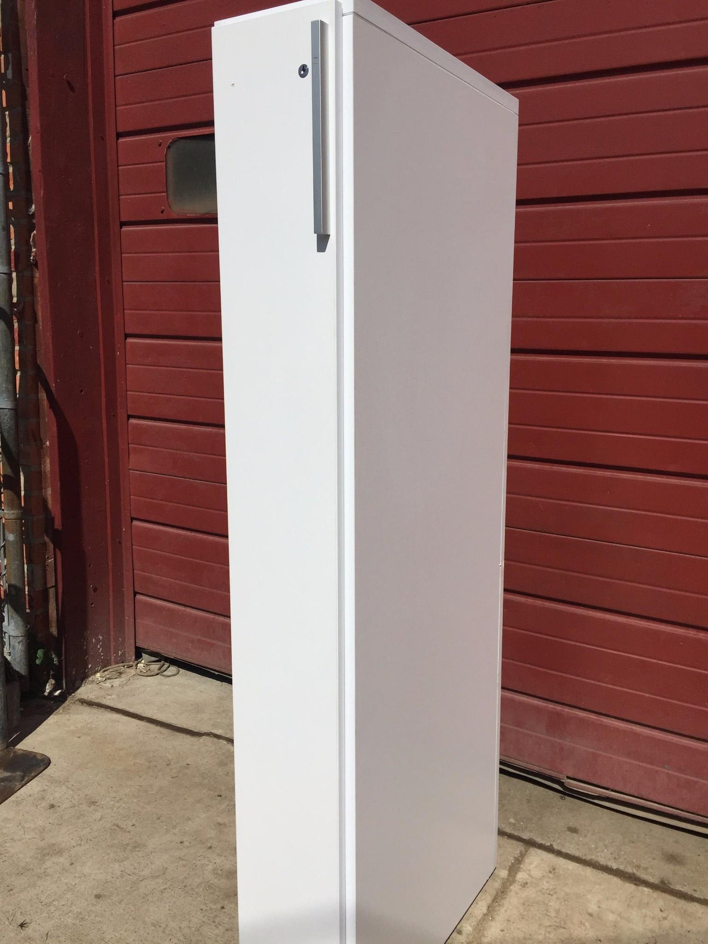 KNOLL OFFICE FURNITURE WHITE LAMINATE STORAGE LOCKER CLOSET TOWER FREE SHIP