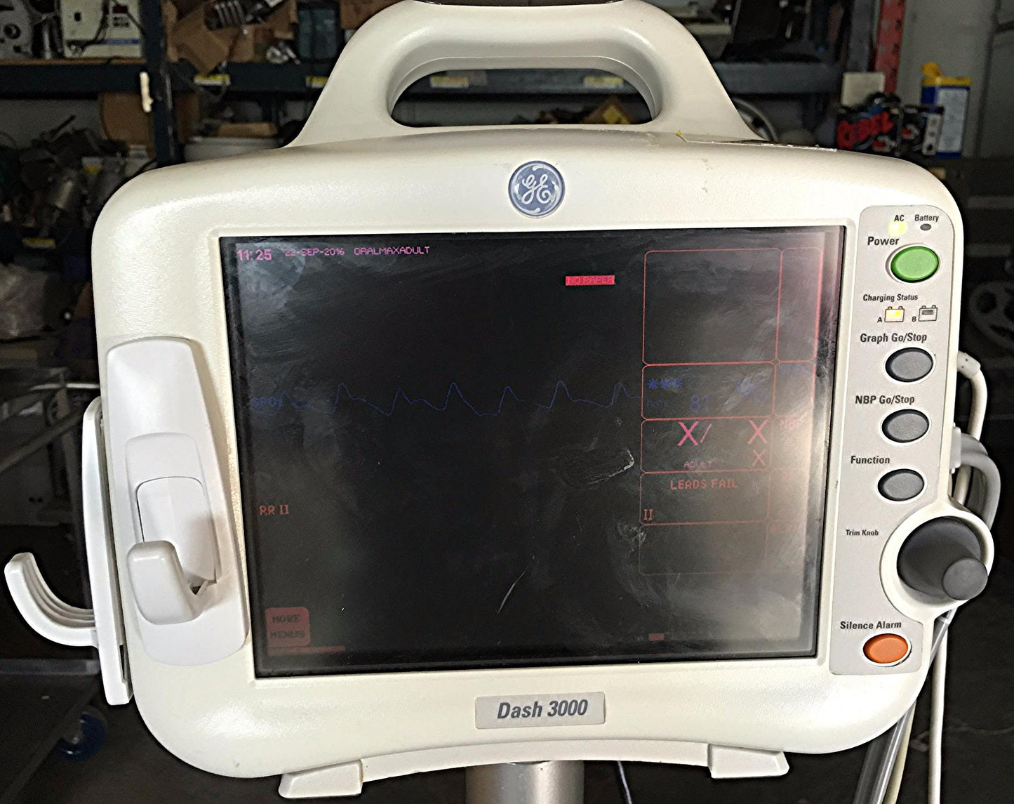 GE DASH 3000 Vital Signs Monitor & STAND LEADS CUFF OXIMETER PRINTER WATCHVIDEO