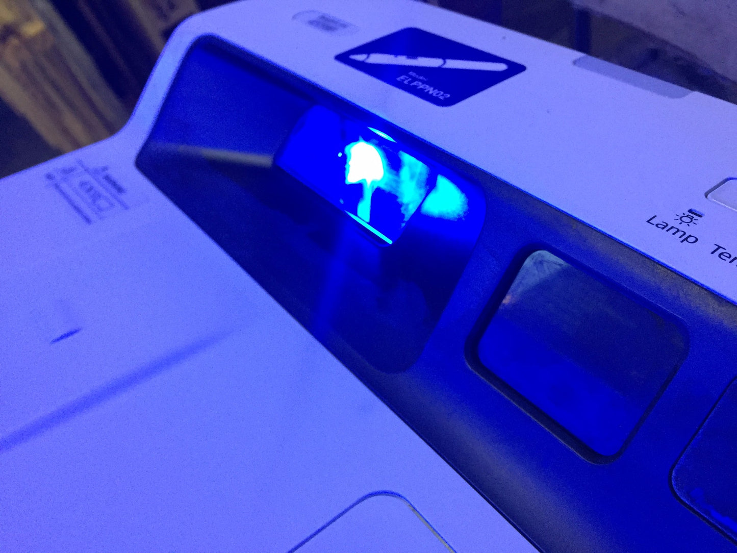 EPSON BRIGHTLINK 455WI Interactive LCD Projector 2500 lumens w COPERNICUS MOUNT