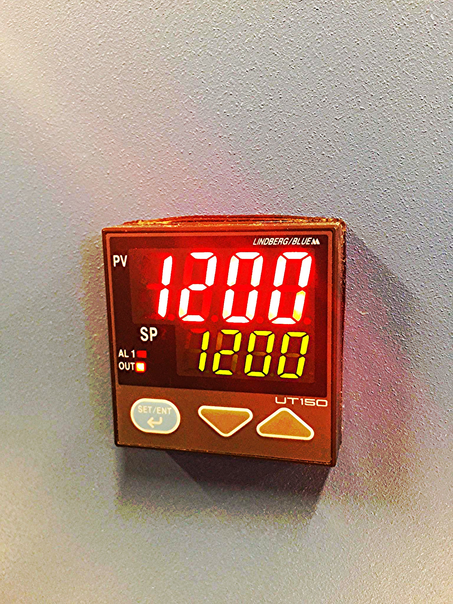 LINDBERG CC58114A-1 BLUE M CONTROLLER 54032-A TEMP2200 TUBE FURNACE WATCH VIDEO