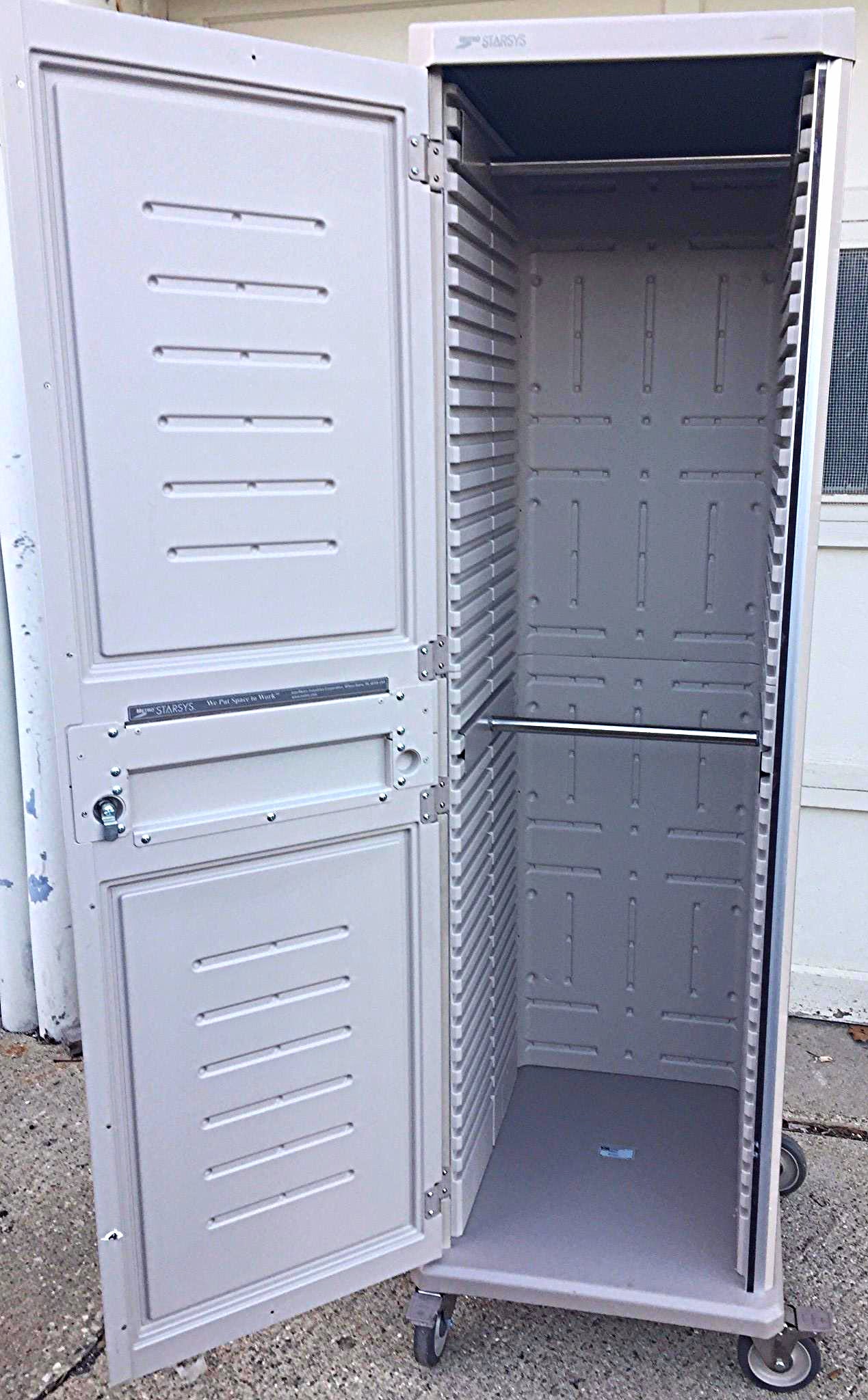 INTER METRO STARSYS CATHETER SCOPE MEDICAL STORAGE TRAY CART FREE SHIPPING