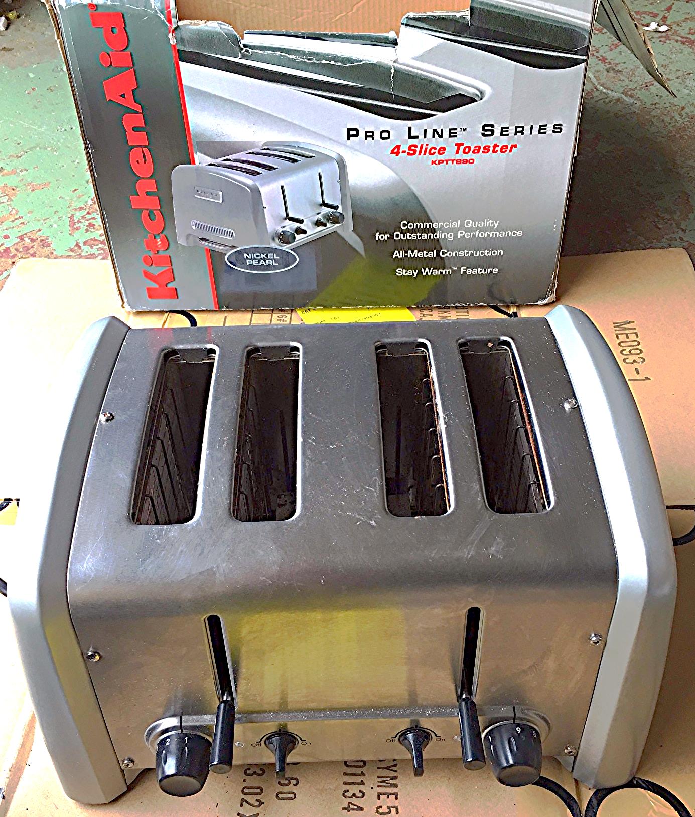 KITCHENAID COMMERCIAL PROFESSIONAL 4 SLOT SLICE TOASTER WATCH VIDEO FREESHIPPING