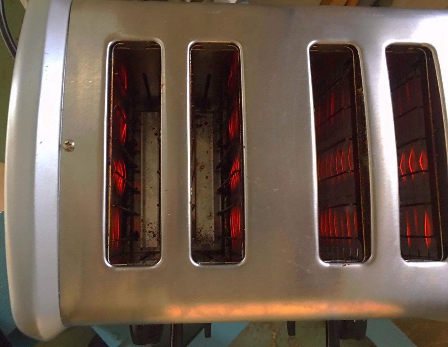 KITCHENAID COMMERCIAL PROFESSIONAL 4 SLOT SLICE TOASTER WATCH VIDEO FREESHIPPING