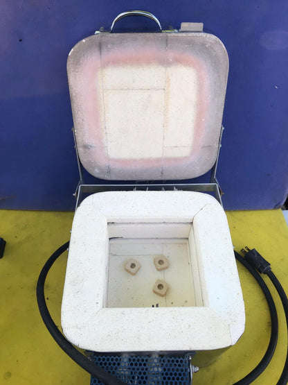 CRESS MODEL A4HKT 115VOLT SMALL CERAMIC ELECTRIC LT-3K KILN WATCH VIDEO FREESHIP