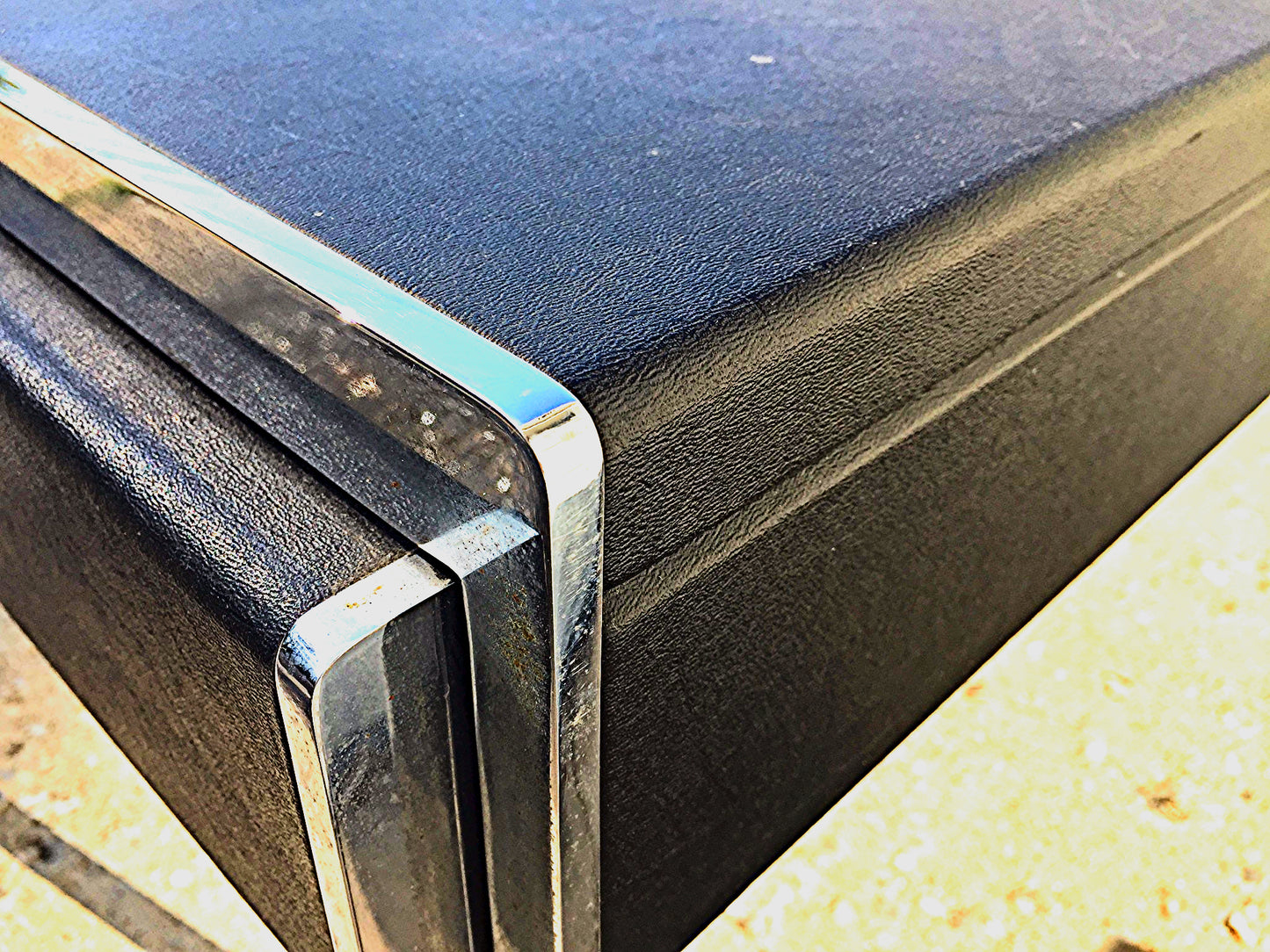 VINTAGE STOW DAVIS BLACK LEATHER & METAL DESK w 2 DRAWERs 65 x 29 x 30 FREE SHIP