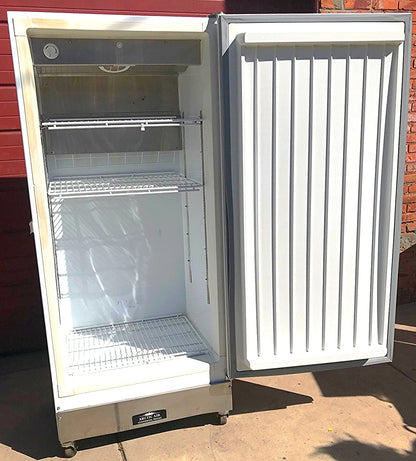 FRIGIDAIRE F22CW11 22'CUBIC FEET COMMERCIAL LAB FREEZER TESTED PERFECT FREESHIP