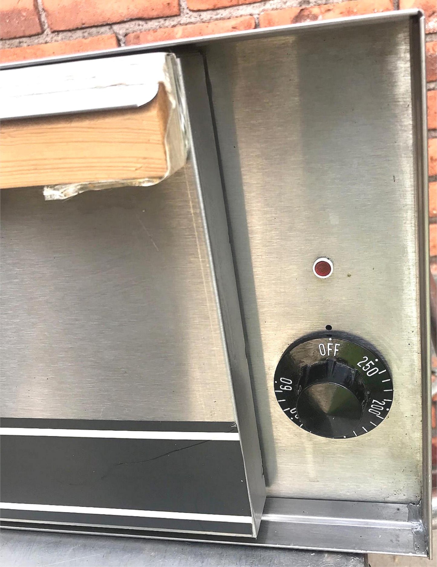 BRAND NEW APW WYOTT BW-31 BUNN WARMER & MANUAL FREE CONTINENTAL USA SHIPPING