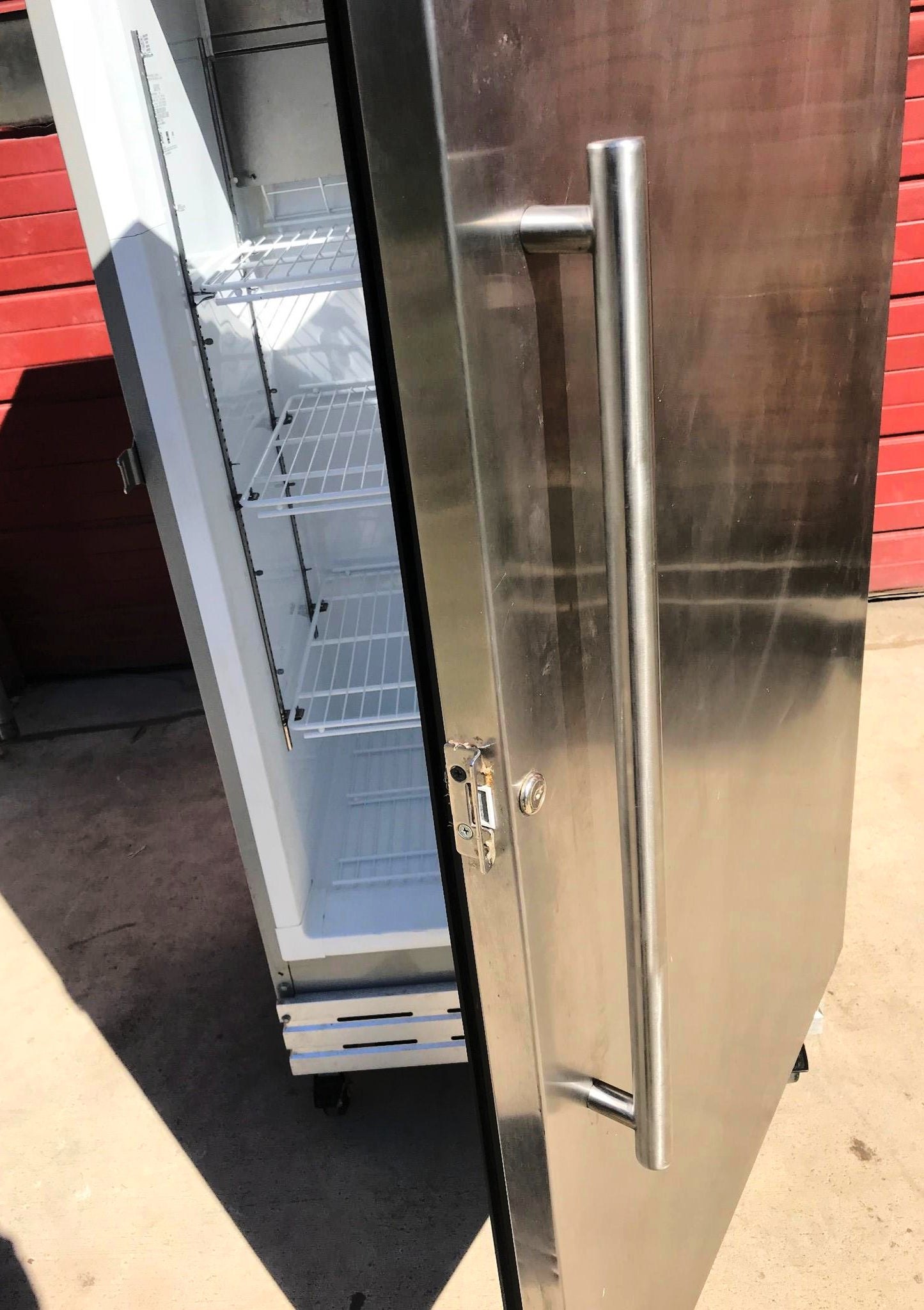 KELVINATOR KFS220RHY0 22'CUBIC FEET COMMERCIAL LAB FREEZER TESTED 100% FREESHIP