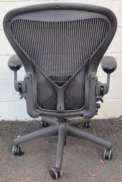 SET OF 4 HERMAN MILLER AERO CHAIRs BLACK Size B Chadwick & Bill Stumpf FREE SHIP