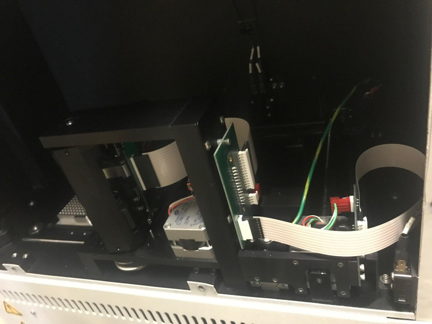 HAMAMATSU LIGHTNINCURE LC8 THERMOFLUOR 384 FLUORESCENCE MICROPLATE READER LENOVO