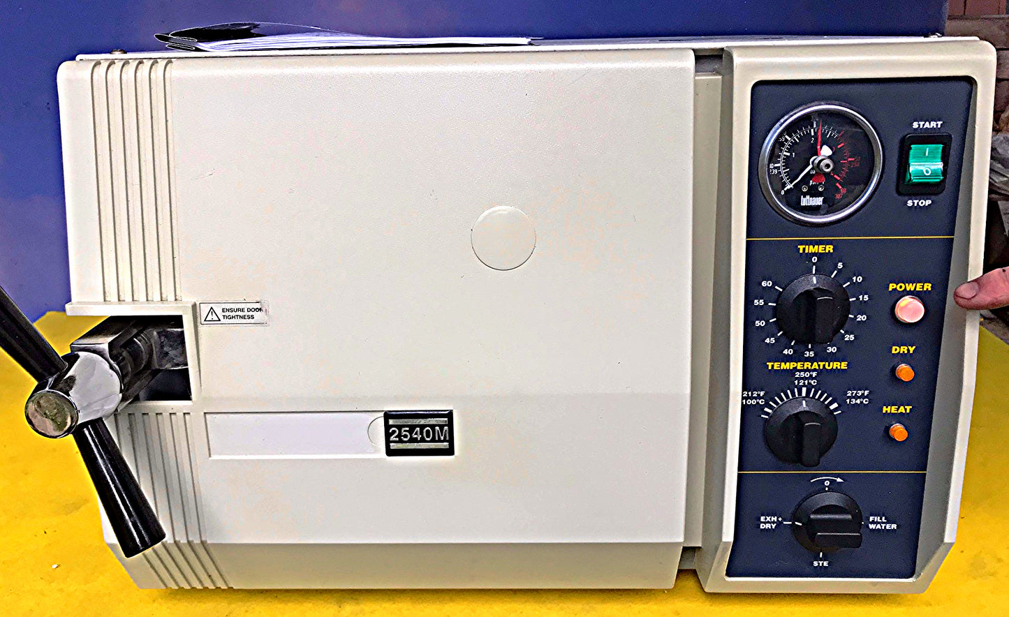 TUTTNAUER 2540M MANUAL AUTOCLAVE BENCHTOP STERILIZER 23Liter WATCHVIDEO FREESHIP