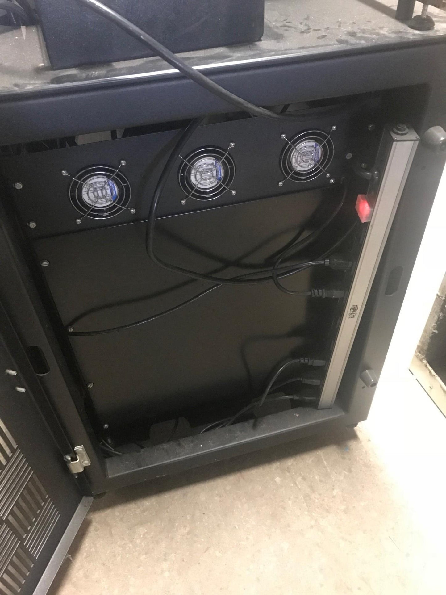 HAMAMATSU LIGHTNINCURE LC8 THERMOFLUOR 384 FLUORESCENCE MICROPLATE READER LENOVO