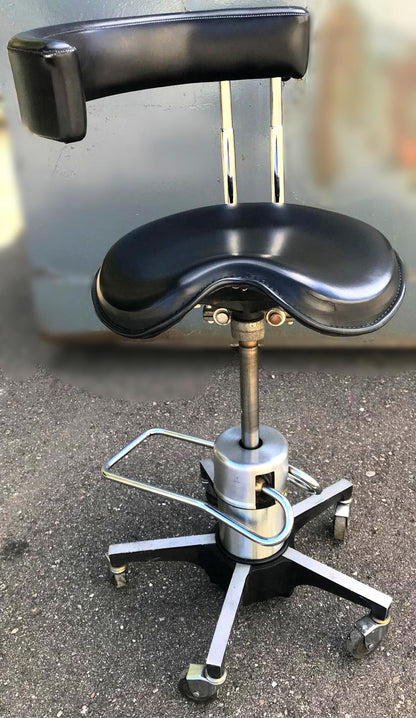 RELIANCE SADDLE SEAT 548 HYDRAULIC SURGERY DENTAL EXAM TATOO OFFICE STOOL