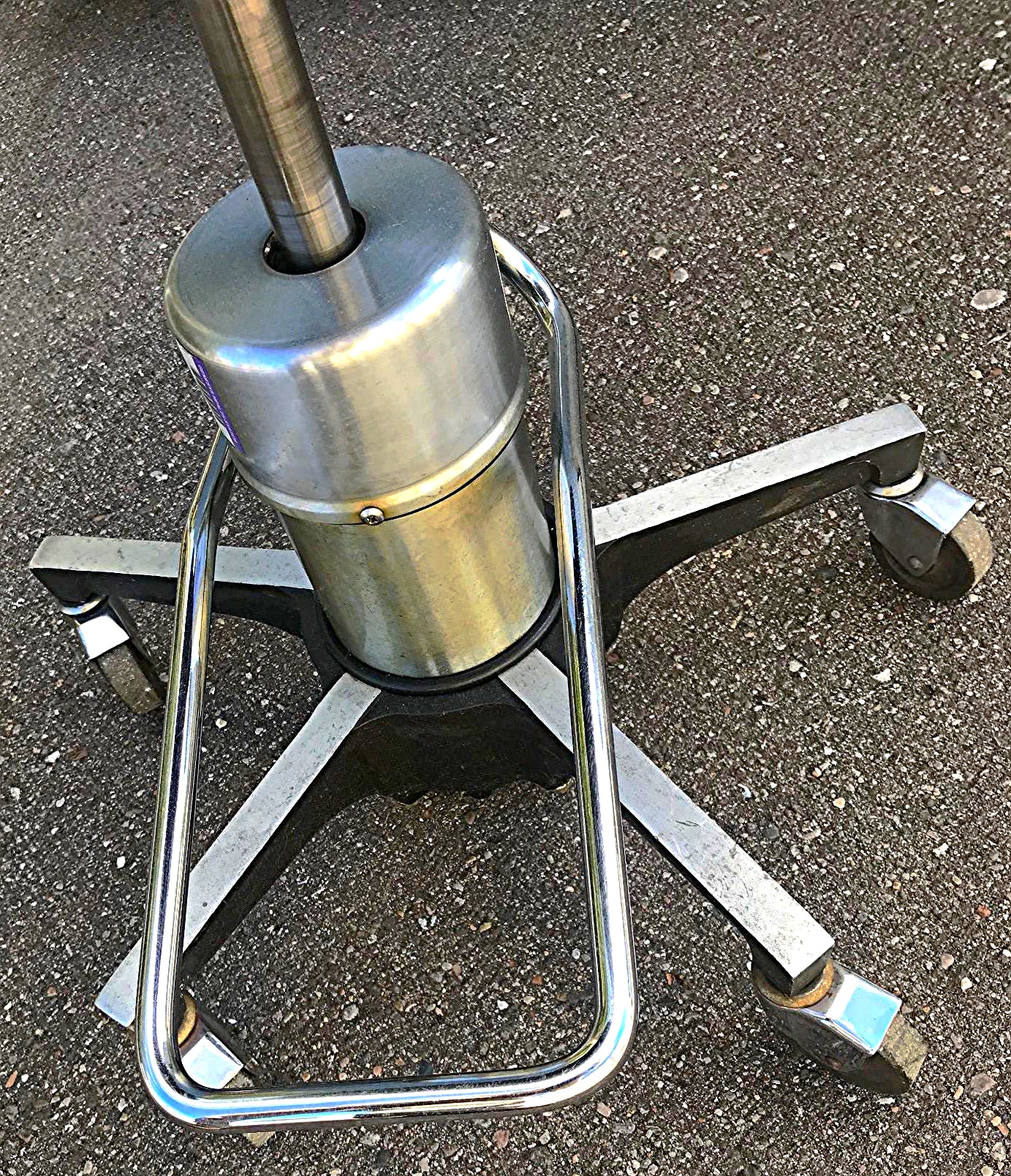 RELIANCE SADDLE SEAT 548 HYDRAULIC SURGERY DENTAL EXAM TATOO OFFICE STOOL