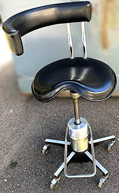 RELIANCE SADDLE SEAT 548 HYDRAULIC SURGERY DENTAL EXAM TATOO OFFICE STOOL