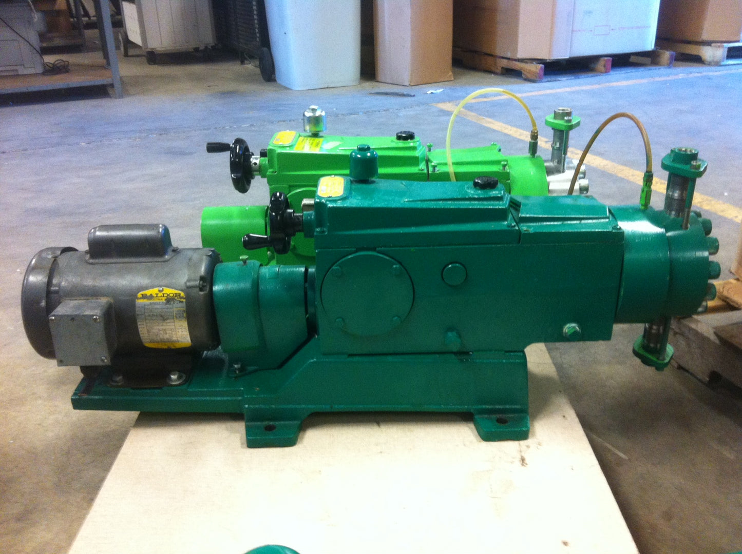 Lot 3 PULSA 7440 SERIES PULSAFEEDER DIAPHRAGM METERING PUMP s