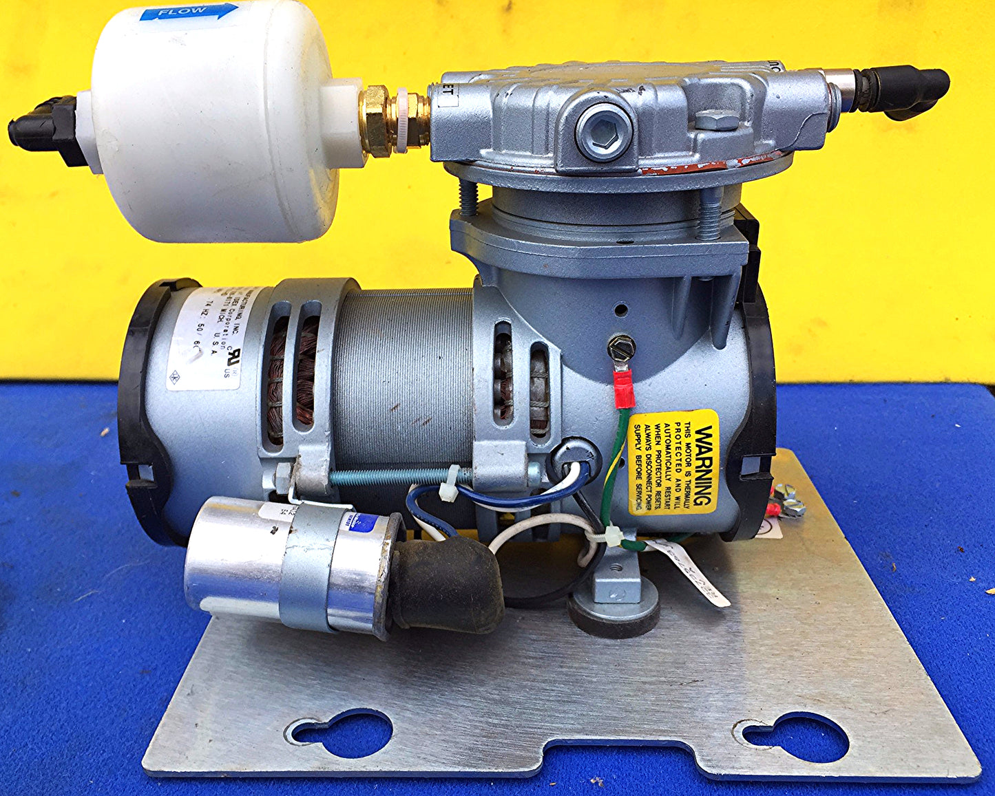 GAST LOA-P103-HD OIL LESS ROCKING PISTON .83cfm VACUUM PUMP newoutbox FREESHIP