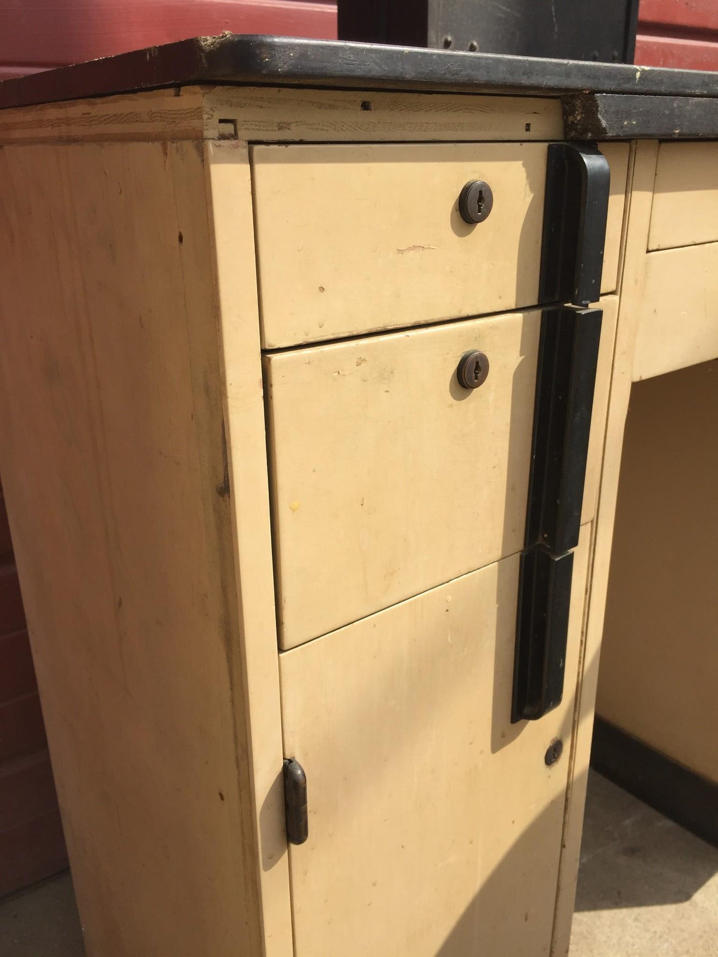 Vintage RITTER DENTAL CHAIR CABINET EQUIPMENT FAUCET MOLD MILK GLASS FREE SHIP