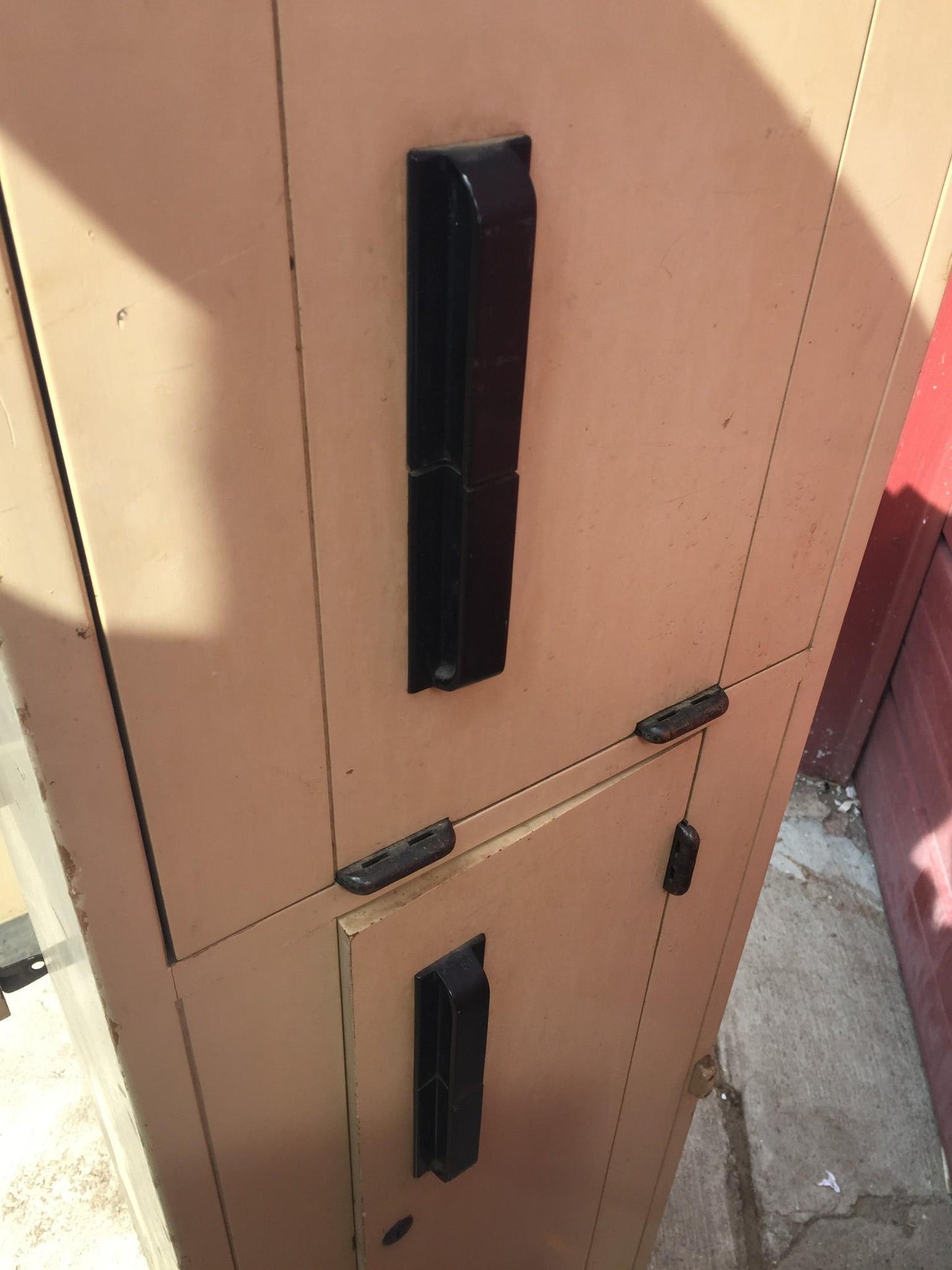 Vintage RITTER DENTAL CHAIR CABINET EQUIPMENT FAUCET MOLD MILK GLASS FREE SHIP