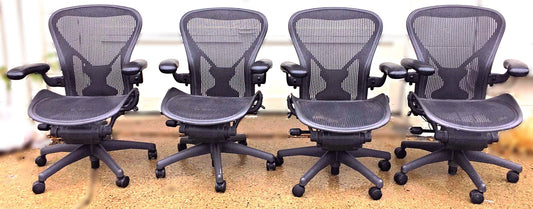 SET OF 4 HERMAN MILLER AERO CHAIRs BLACK Size B Chadwick & Bill Stumpf FREE SHIP