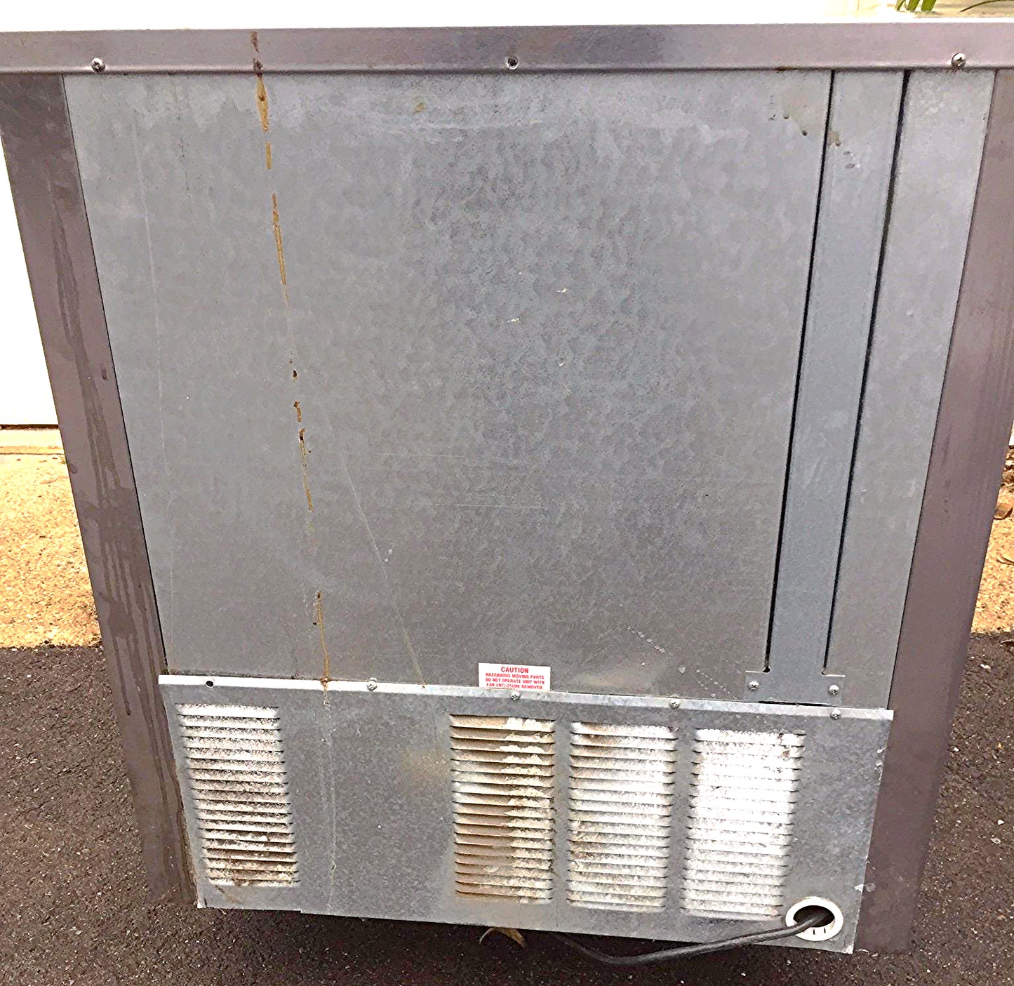 BEVERAGE AIR UCR27A UNDERCOUNTER REFRIGERATOR FREE SHIP