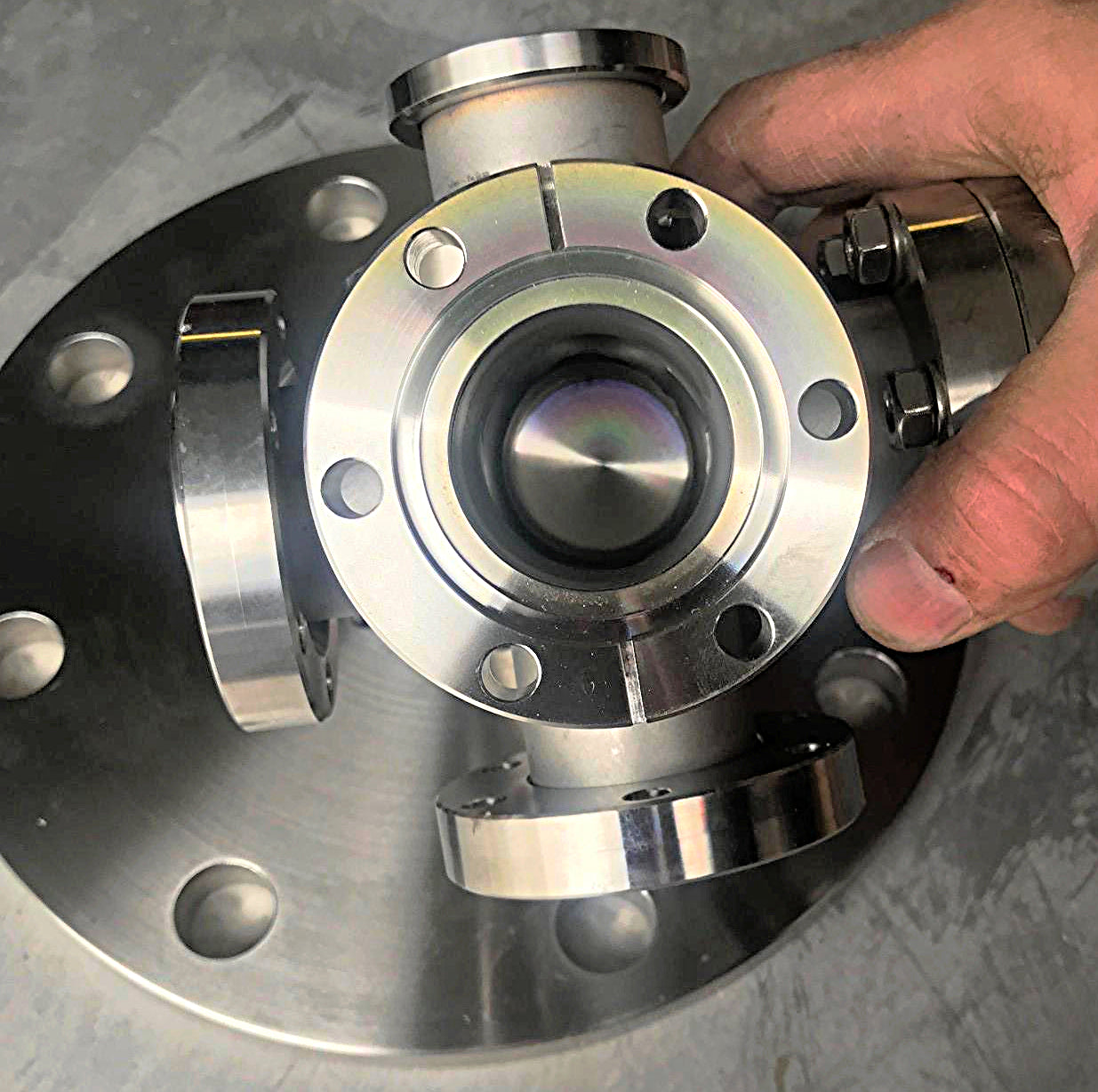 VARIAN MDC HAYWARD HPS DI HIGH VACUUM 6SIX WAY CONNECTOR with 9" PIPE END COVER