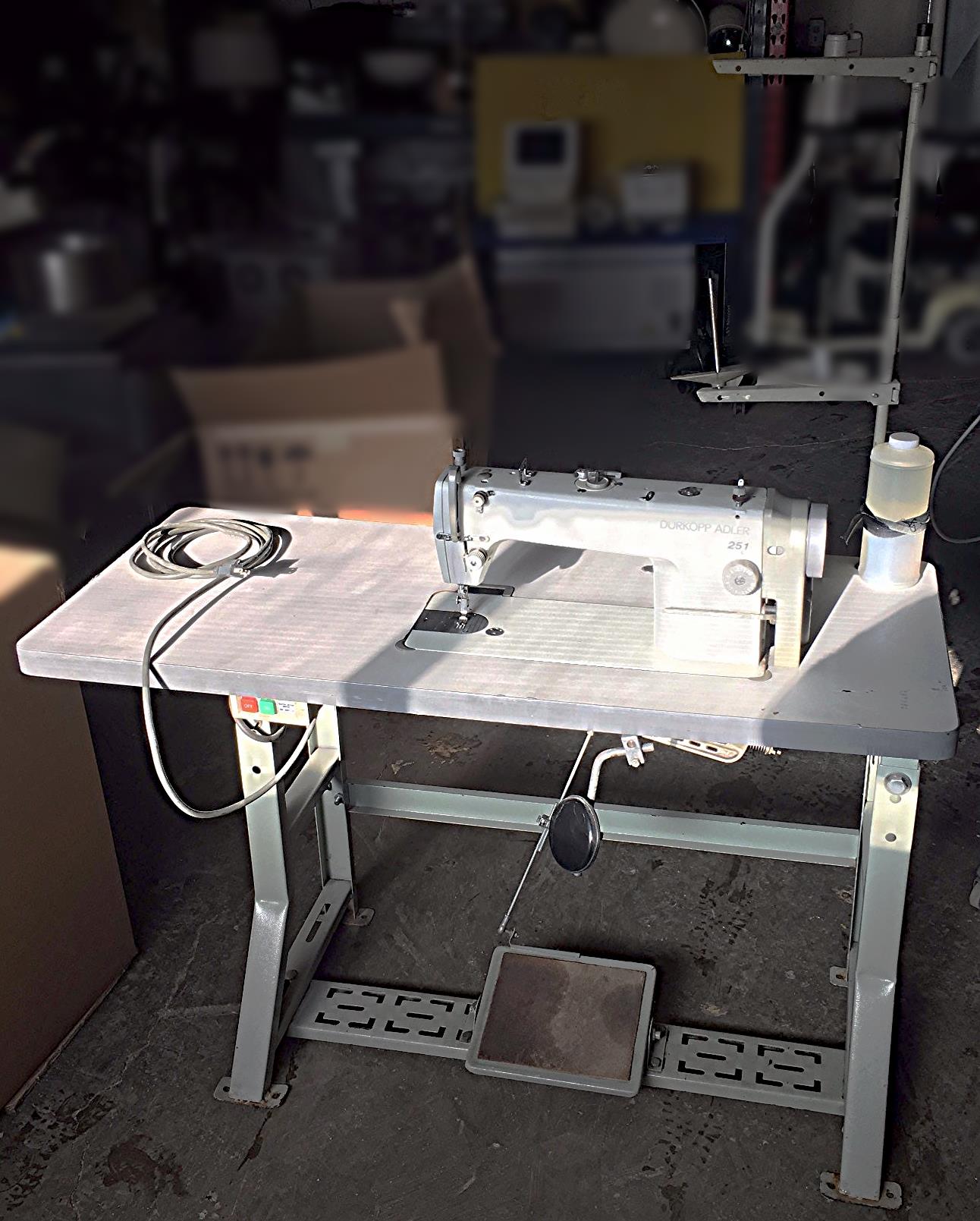 DURKOPP ADLER 251 PROFESSIONAL SEWING MACHINE LOCKSTITCH WATCH VIDEO FREESHIP