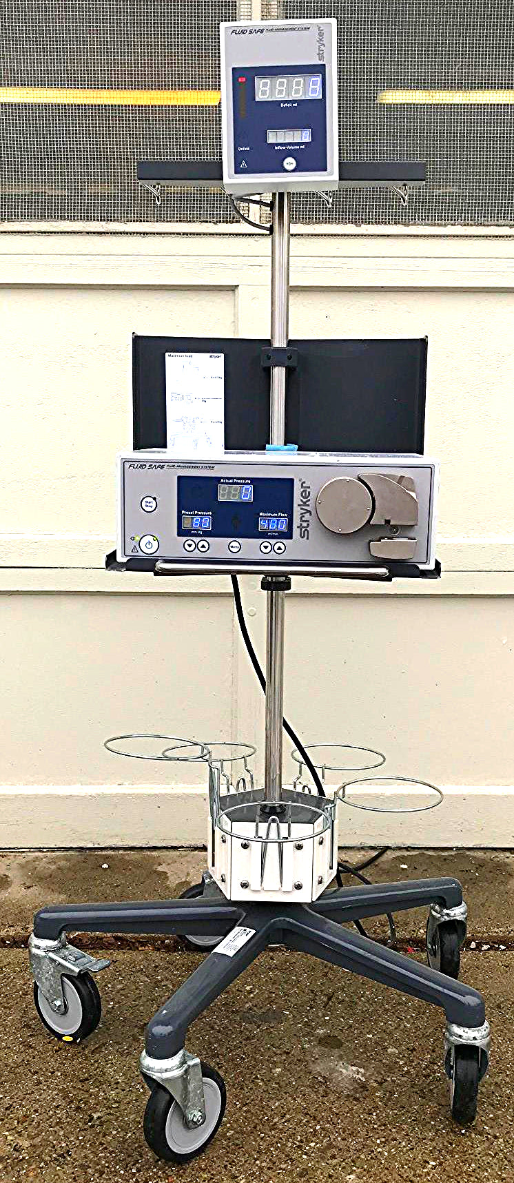 STRYKER 502-000-001/H111 FLUID SAFE MANAGEMENT PUMP SYSTEM 502000-002 WatchVIDEO