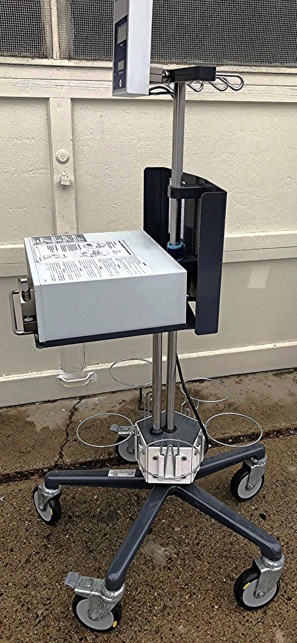 STRYKER 502-000-001/H111 FLUID SAFE MANAGEMENT PUMP SYSTEM 502000-002 WatchVIDEO