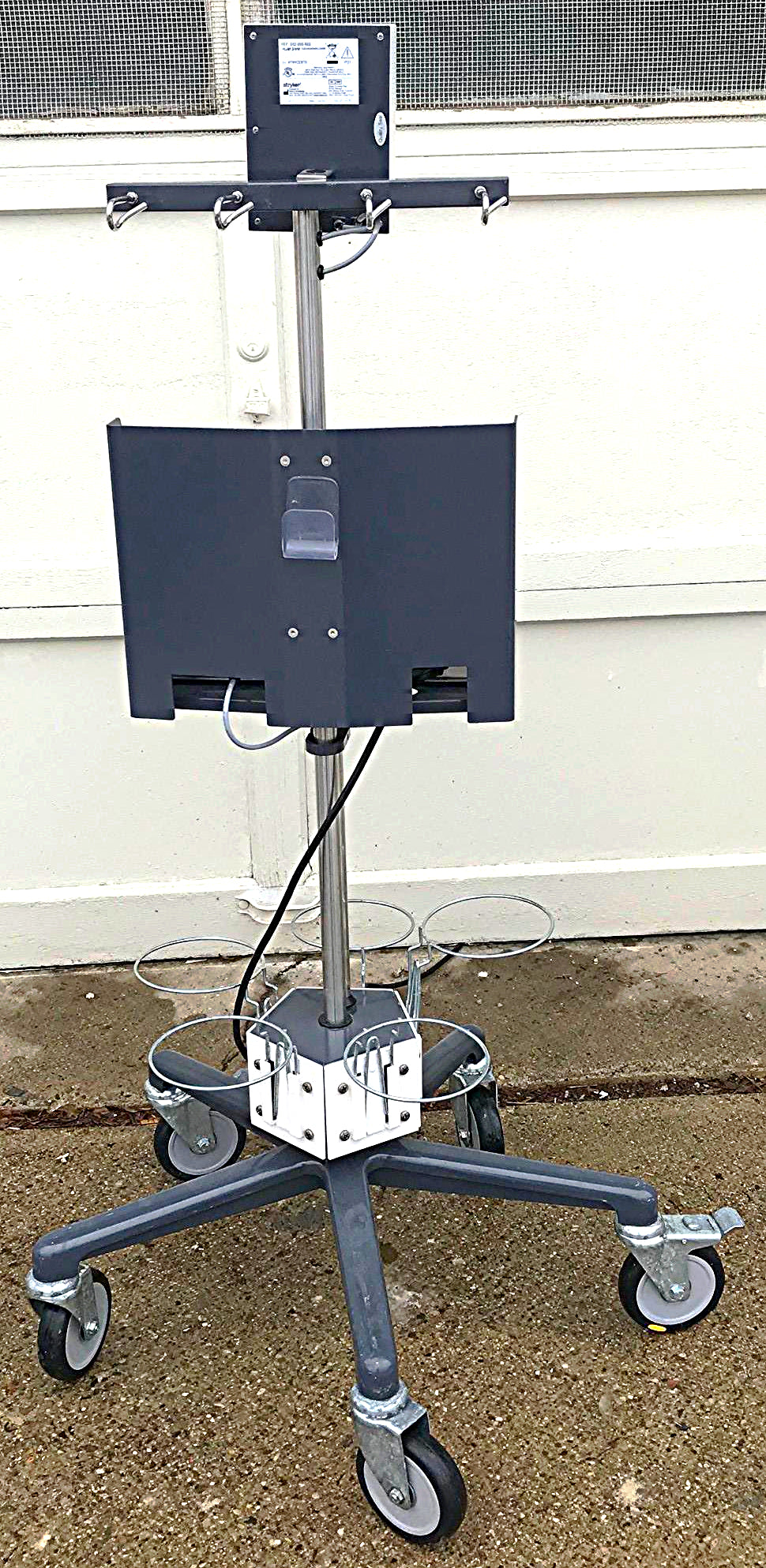 STRYKER 502-000-001/H111 FLUID SAFE MANAGEMENT PUMP SYSTEM 502000-002 WatchVIDEO