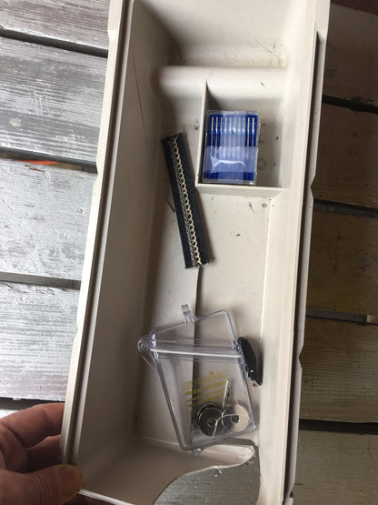 DURKOPP ADLER 251 PROFESSIONAL SEWING MACHINE LOCKSTITCH WATCH VIDEO FREESHIP