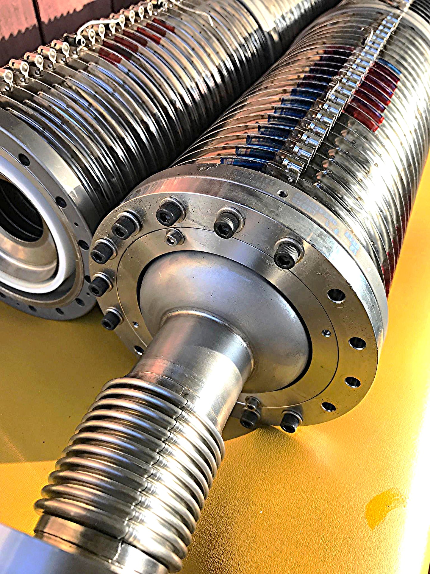 HOFSTRA PARTICLE ACCELERATOR TUBE TITANIUM NATIONAL ELECTROSTATIC TESLA ION COIL