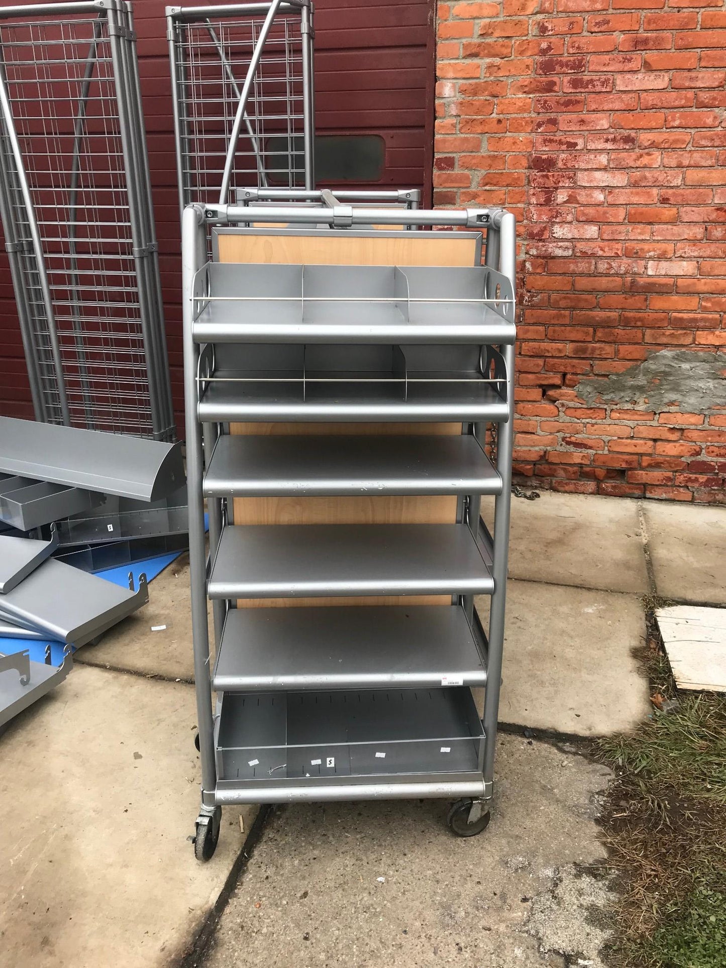 ARAMARK MERCHANDISER STORE DELI RETAIL RACK CART DISPLAY STAND SHOWCASE WatchVID