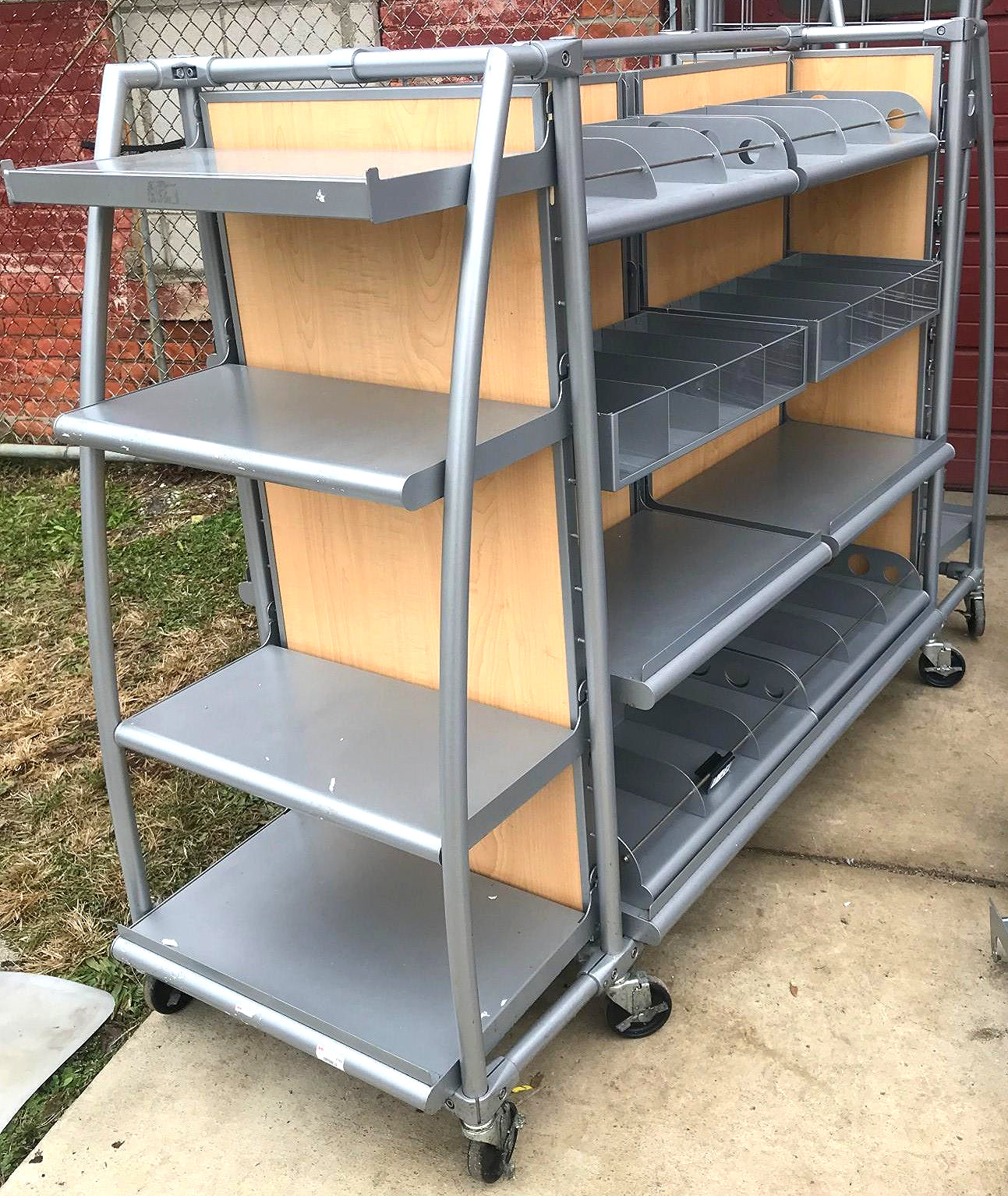 ARAMARK MERCHANDISER STORE DELI RETAIL RACK CART DISPLAY STAND SHOWCASE WatchVID