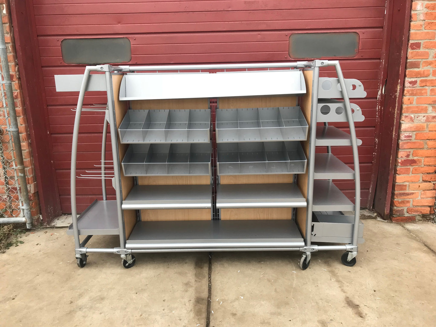 ARAMARK MERCHANDISER STORE DELI RETAIL RACK CART DISPLAY STAND SHOWCASE WatchVID