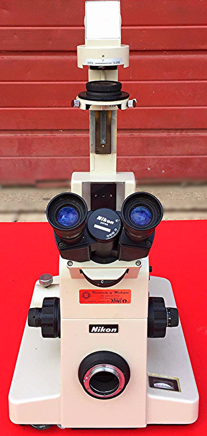 NIKON DIAPHOT MICROSCOPE BODY with 2 CFW10x EYEPIECES STAGE MOUNT FREE SHIPPING