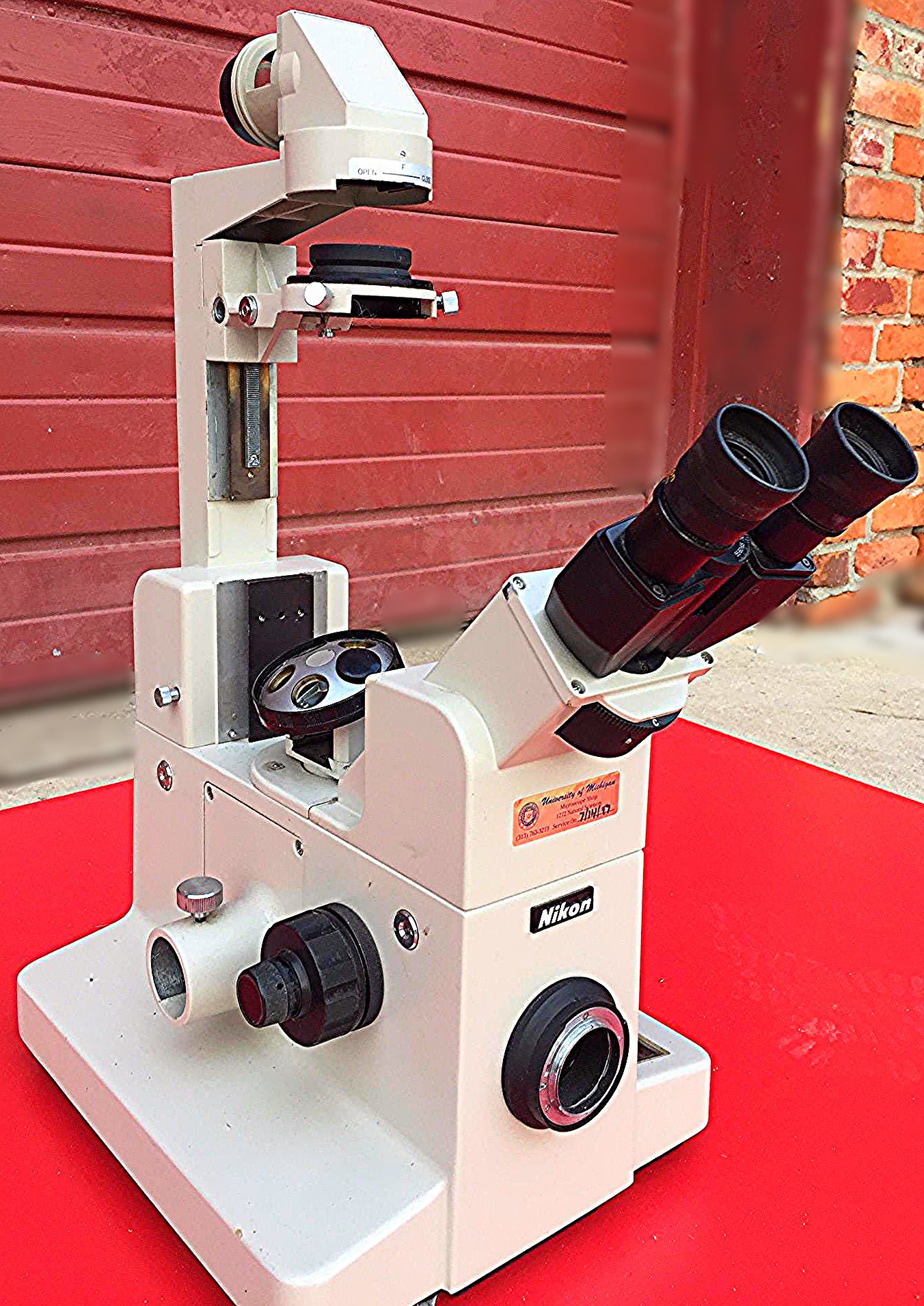 NIKON DIAPHOT MICROSCOPE BODY with 2 CFW10x EYEPIECES STAGE MOUNT FREE SHIPPING