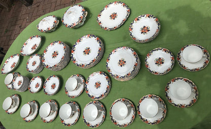 MAJESTIC MADDOCK & SONS 91 PIECE MULTICOLORED GOLDTRIM ENGLISH CHINA SET PERFECT