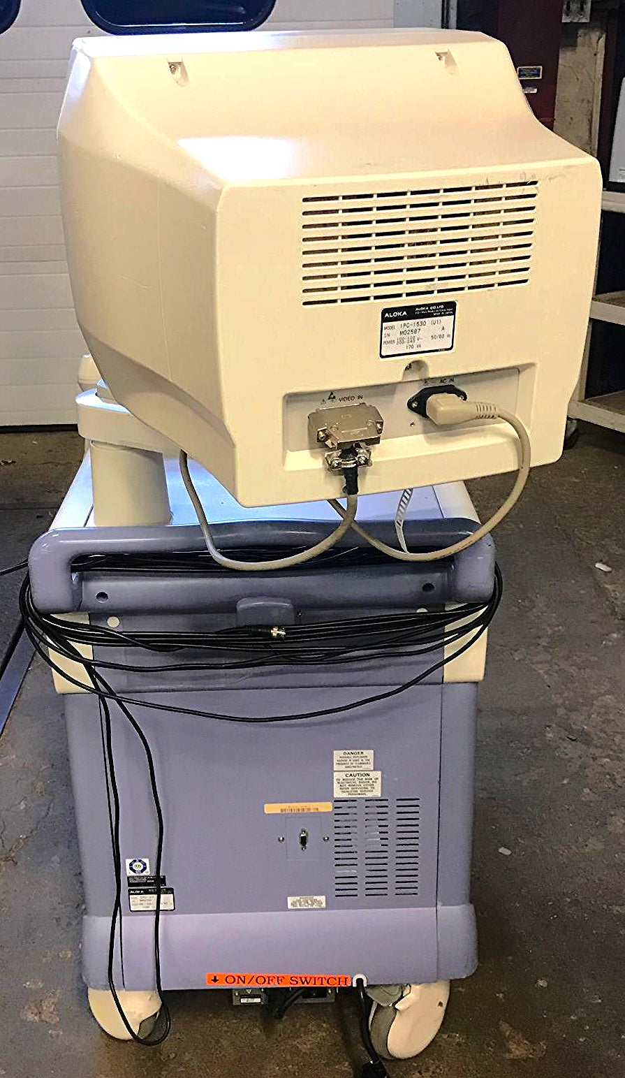 ALOKA PROSOUND SSD ALPHA 5 OB / GYN ULTRASOUND w/ UST-9126 TRANSDUCER FREE SHIP