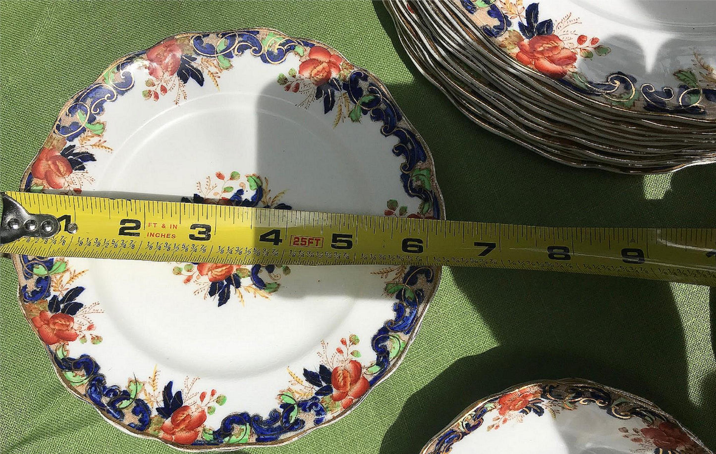 MAJESTIC MADDOCK & SONS 91 PIECE MULTICOLORED GOLDTRIM ENGLISH CHINA SET PERFECT