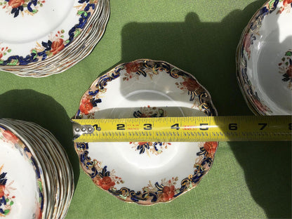 MAJESTIC MADDOCK & SONS 91 PIECE MULTICOLORED GOLDTRIM ENGLISH CHINA SET PERFECT