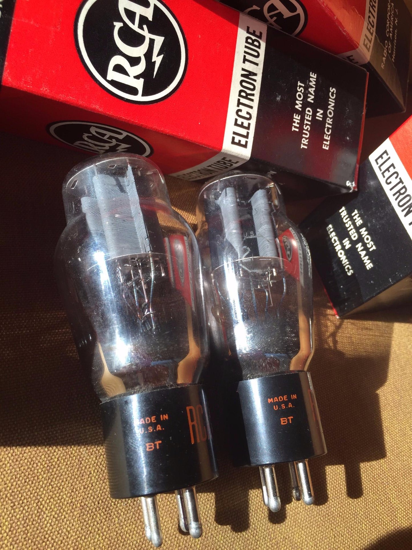 2 VACUUM TUBE TUBES RCA 2A3 INSIDE ORIGINAL BOXES BOX NEW OLD STOCK BOXSET