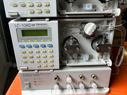 SHIMATZU DGU-14A SIL-10AD vp LC-10AD VP  LAB HPLC GAS CHROMATOGRAPH WATCH VIDEO