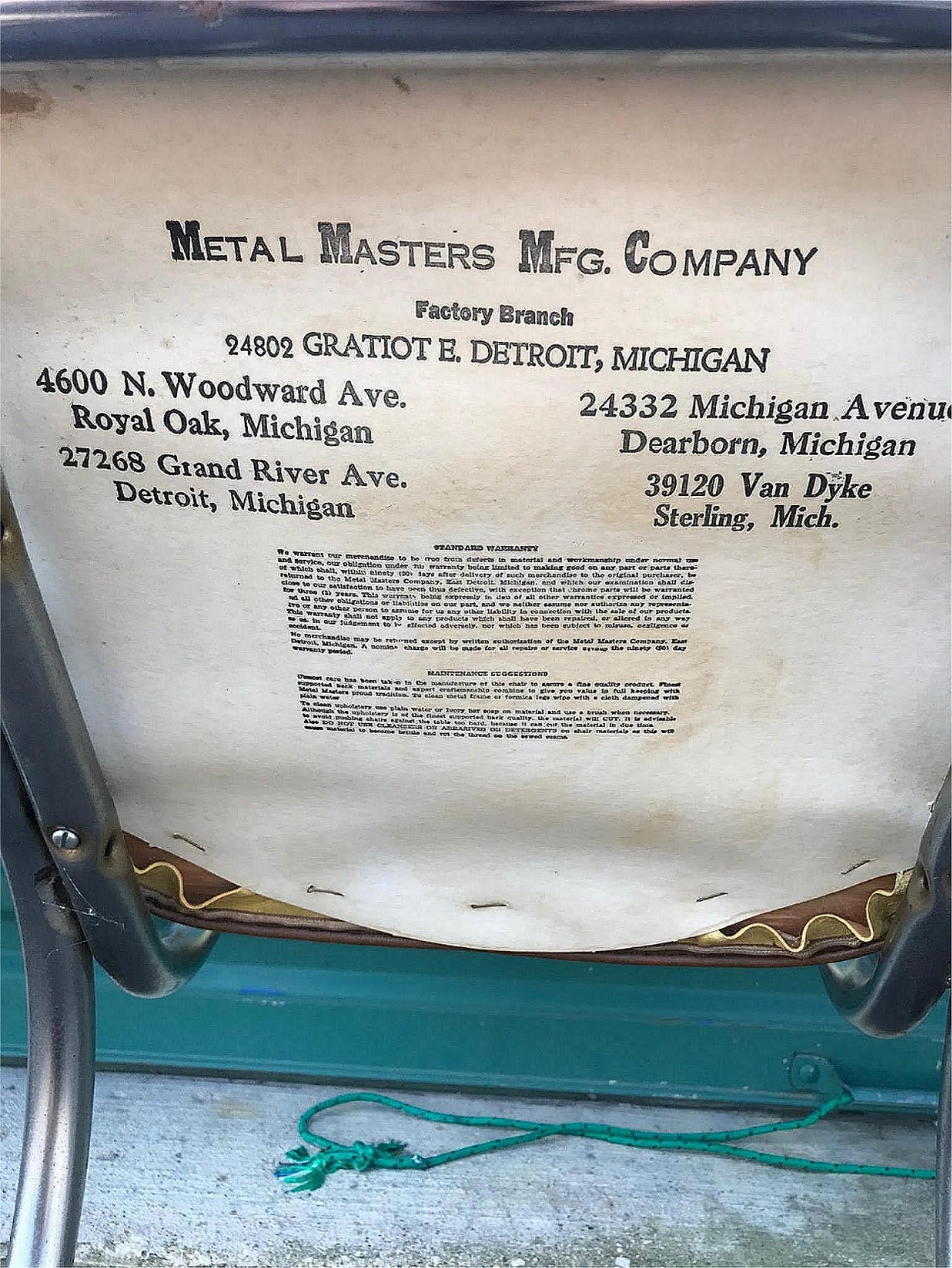 RARE DESIGN SET OF 4 VINTAGE KITCHEN CHAIRS by METAL MASTERS of DETROIT FREESHIP