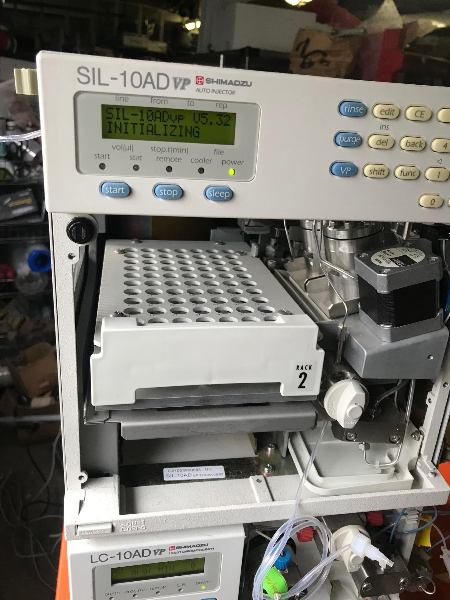 SHIMATZU DGU-14A SIL-10AD vp LC-10AD VP  LAB HPLC GAS CHROMATOGRAPH WATCH VIDEO