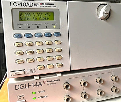 SHIMATZU DGU-14A SIL-10AD vp LC-10AD VP  LAB HPLC GAS CHROMATOGRAPH WATCH VIDEO