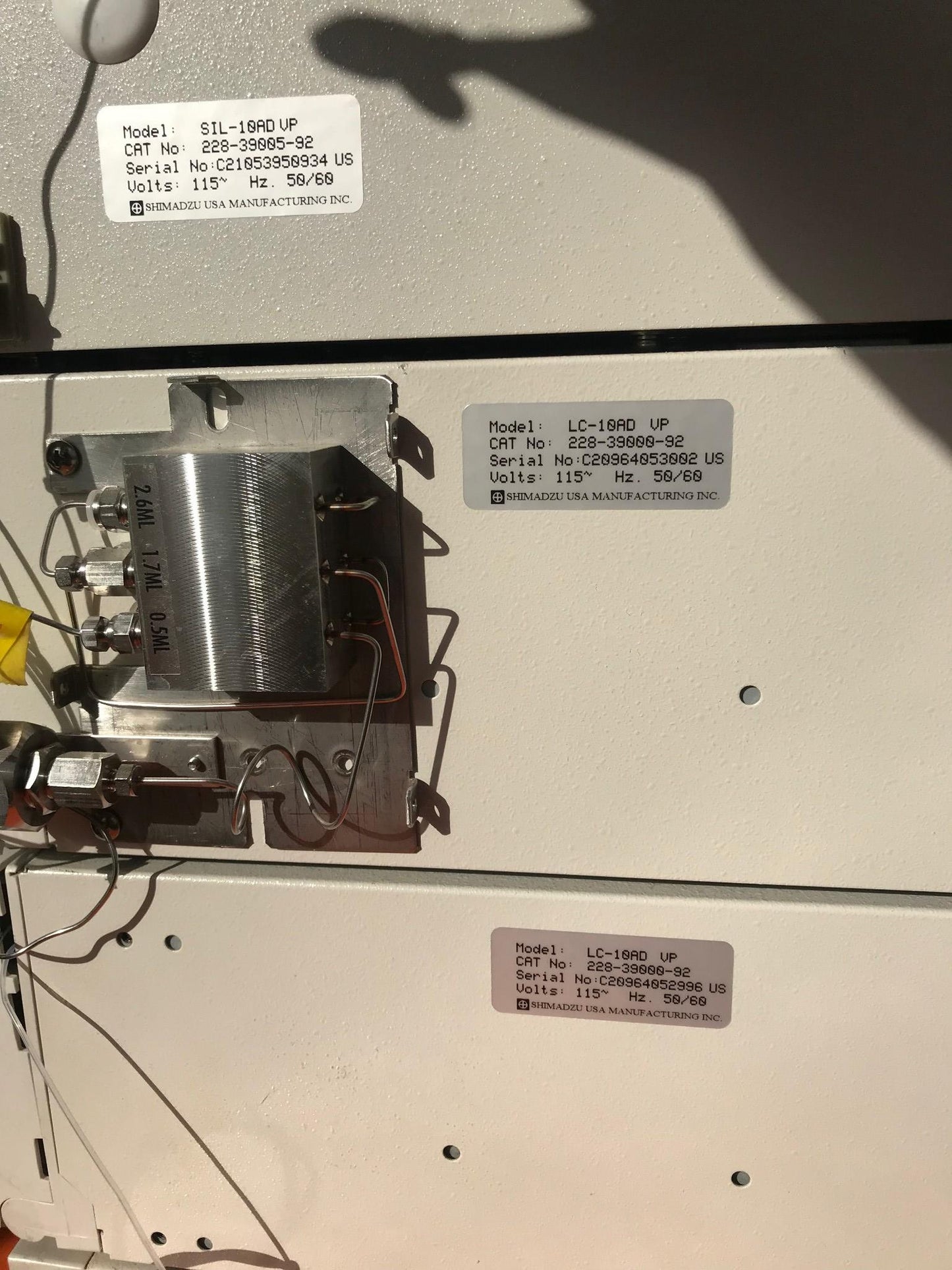 SHIMATZU DGU-14A SIL-10AD vp LC-10AD VP  LAB HPLC GAS CHROMATOGRAPH WATCH VIDEO