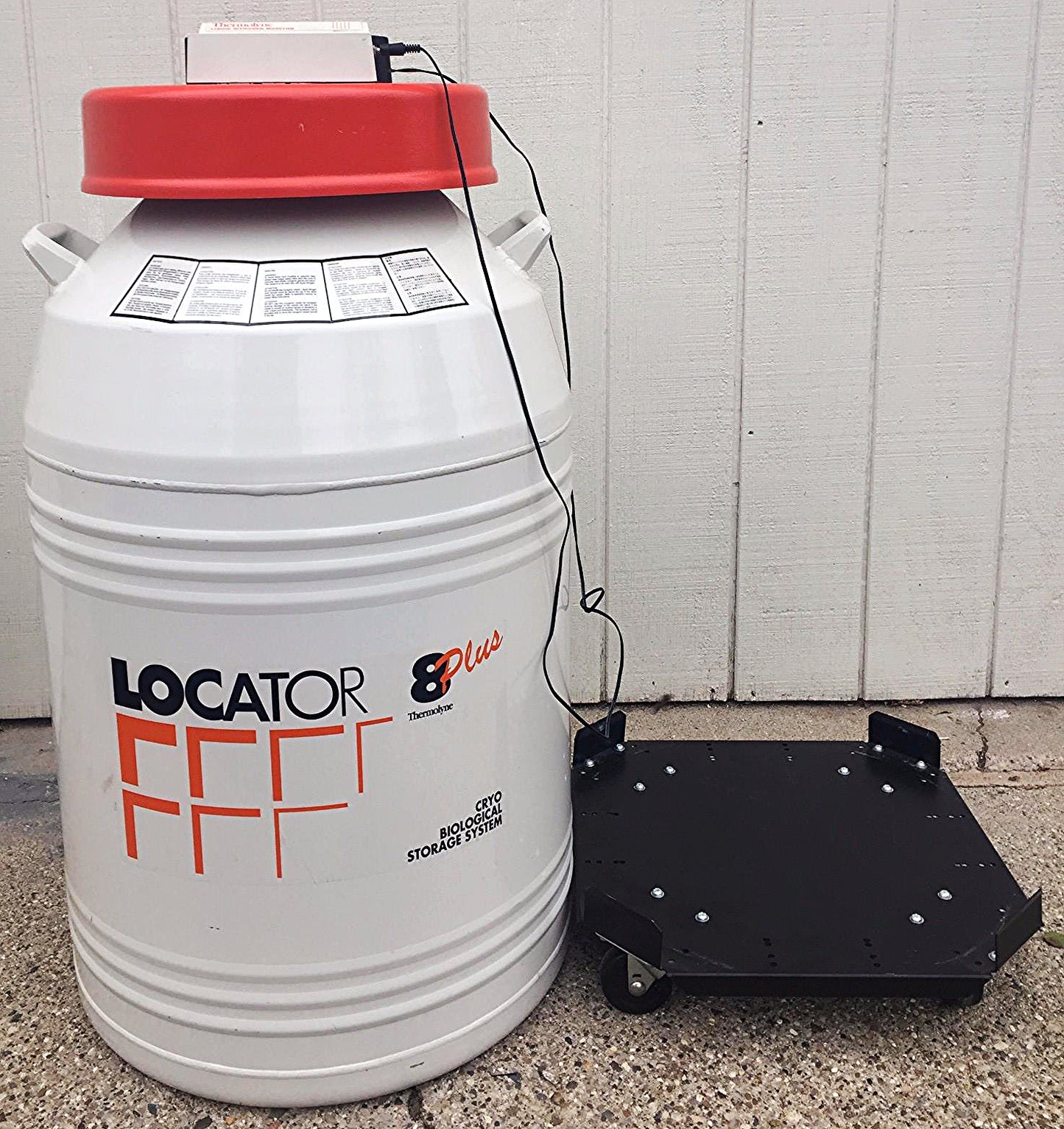 LOCATOR 8 PLUS BARNSTEAD CY50975-70 CRYO BIOLOGICAL STORAGE TANK CRYOGENIC FSHIP