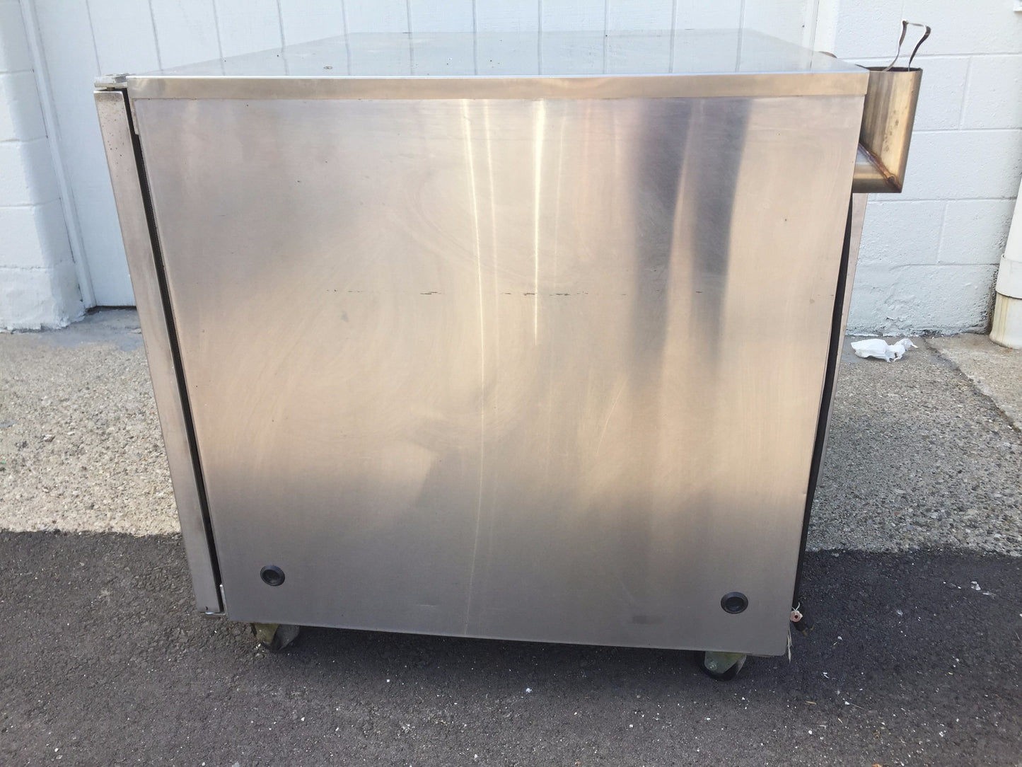 BLODGETT CNVX14G/AA GAS CONVECTION OVEN Retails New: $12.000, on WHEELS FREESHIP